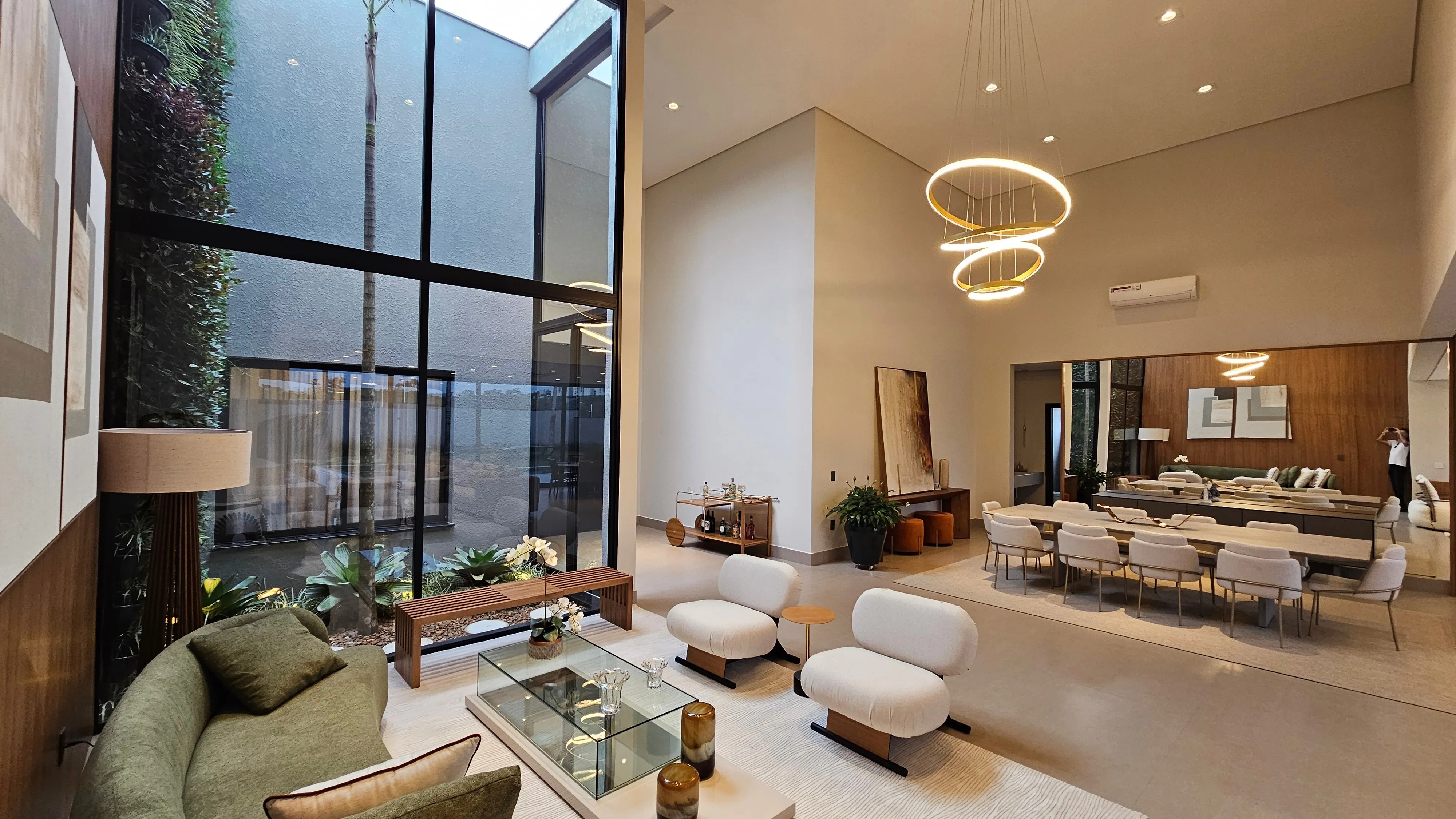 Imagem Linda Casa Térrea no Condomínio Saint Patrick com 440,29m².