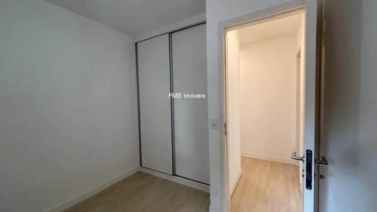 Imagem Apartamento para locação na Consolação: 3 quartos, 1 sala, 1 banheiro, 1 vaga de garagem, 128m². Confira!