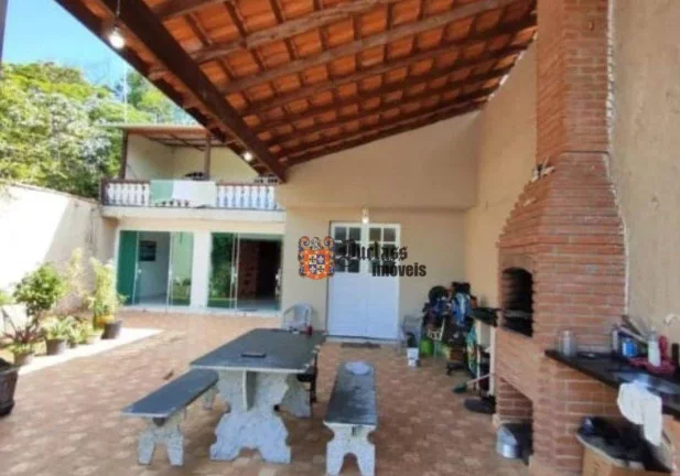 Foto do imóvel Sobrado com 3 dormitórios à venda, 250 m² por R$ 300.000 - Jardim Regina - Itanhaém/SP