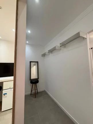 Imagem Apartamento 1 dormitório com closet, reformado na Aparecida, Santos