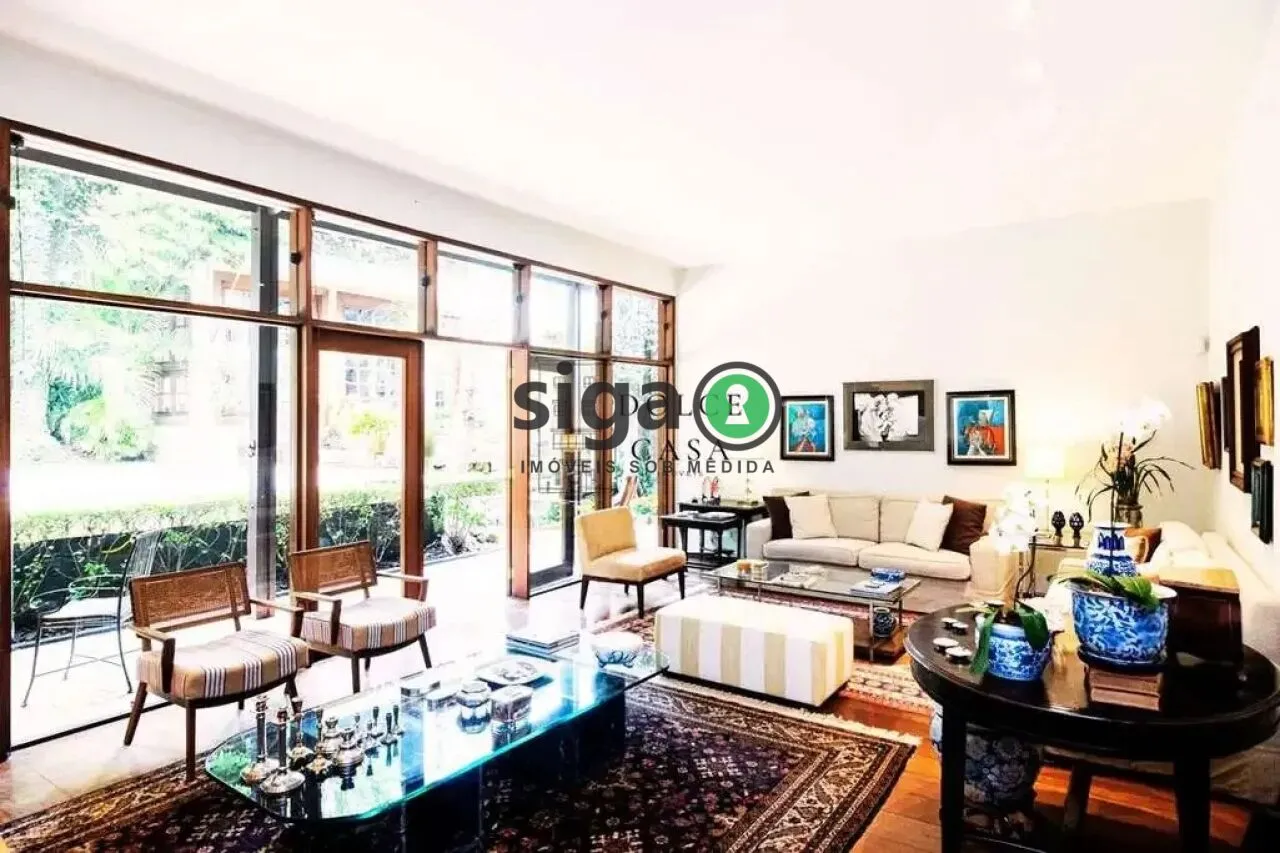 Imagem SOBRADO DE ALTO PADRÃO À VENDA NO JARDIM GUEDALA | 400m² | 3 SUÍTES | PISCINA | 4 VAGAS