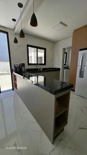 Imagem Casa a venda com piscina no bairro Jardim Florença em Poços de Caldas - MG