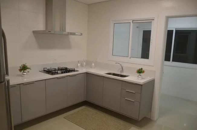 Imagem Apartamento 4 Dormitórios - Bairro Navegantes