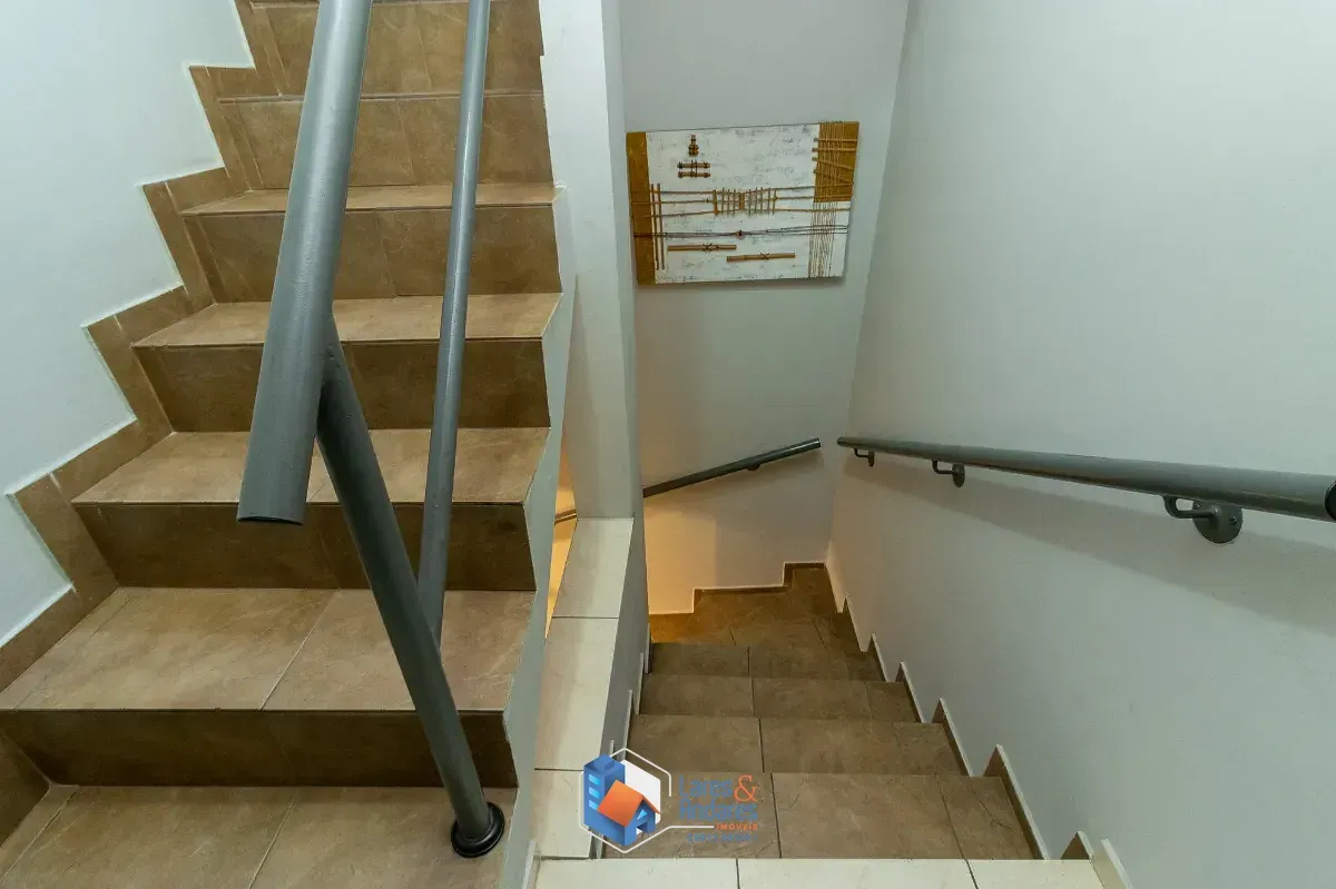 Imagem Sobrado para venda em Vila Marina com 2 quartos, sendo 2 suítes, 180m²