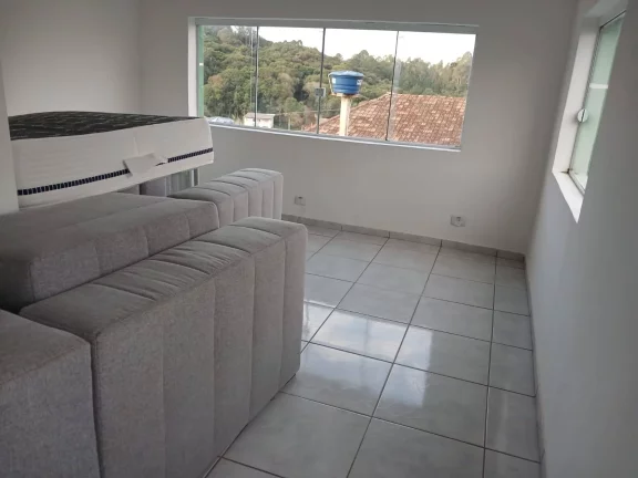 Imagem Amplo Sobrado na Rondinha em Campo Largo - R$390 mil