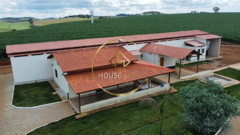 Imagem Fazenda, 3 Casas, 171 hectares, criação Gado Nelore e Lavoura, Sul de MG.