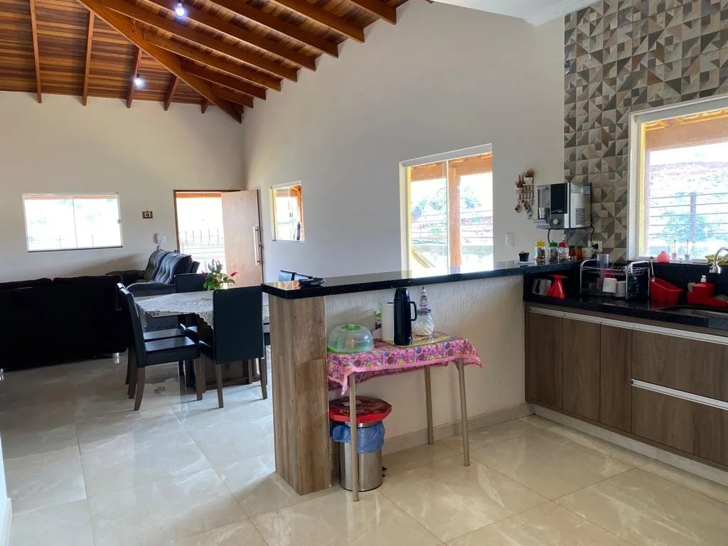 Imagem Casa à venda 3 Quartos, 1 Suite, 3 Vagas, 1000M², Barreiro, Taubaté - SP