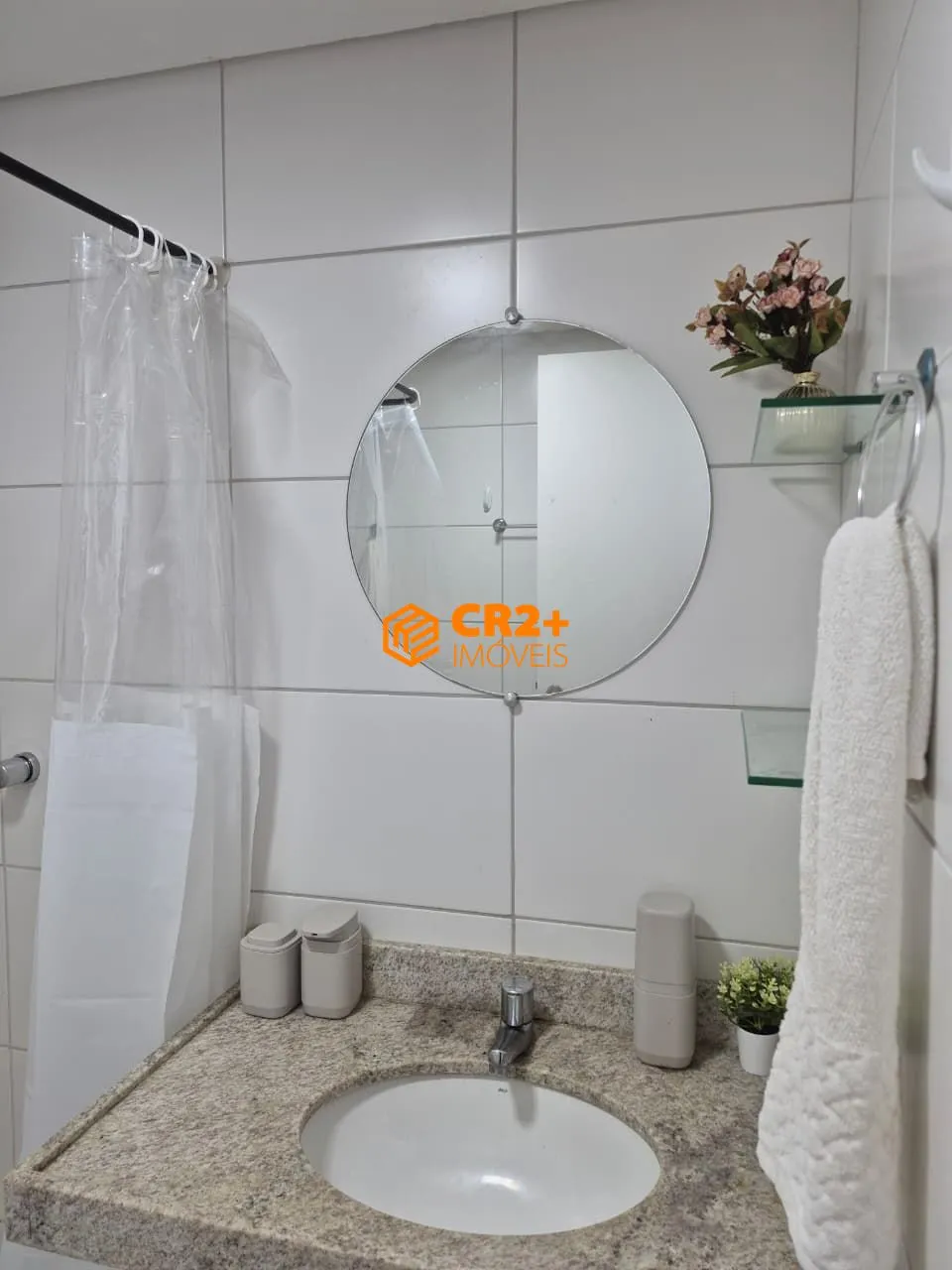 Imagem Apartamento Mobiliado na Barra de Jangada - 70m2 - 03 Quartos - 01 Suite