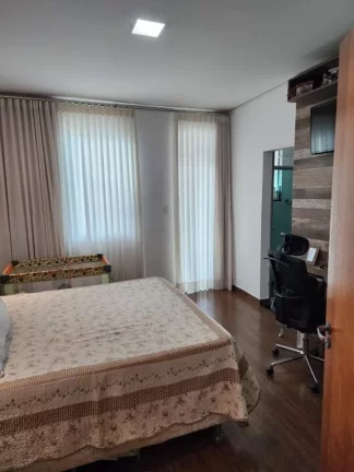 Imagem Casa para Venda em Contagem / MG no bairro Cabral