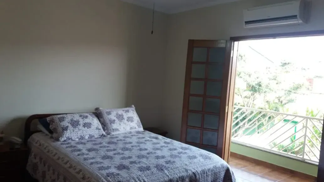 Imagem Casa de Condomínio com 4 Quartos à Venda, 310 m² em Adalgisa - Osasco