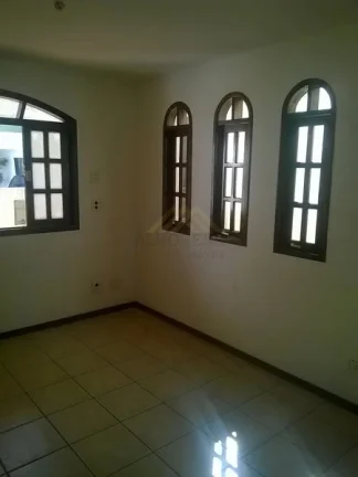 Imagem Sobrado em condomínio fechado – conforto, espaço e localização privilegiada