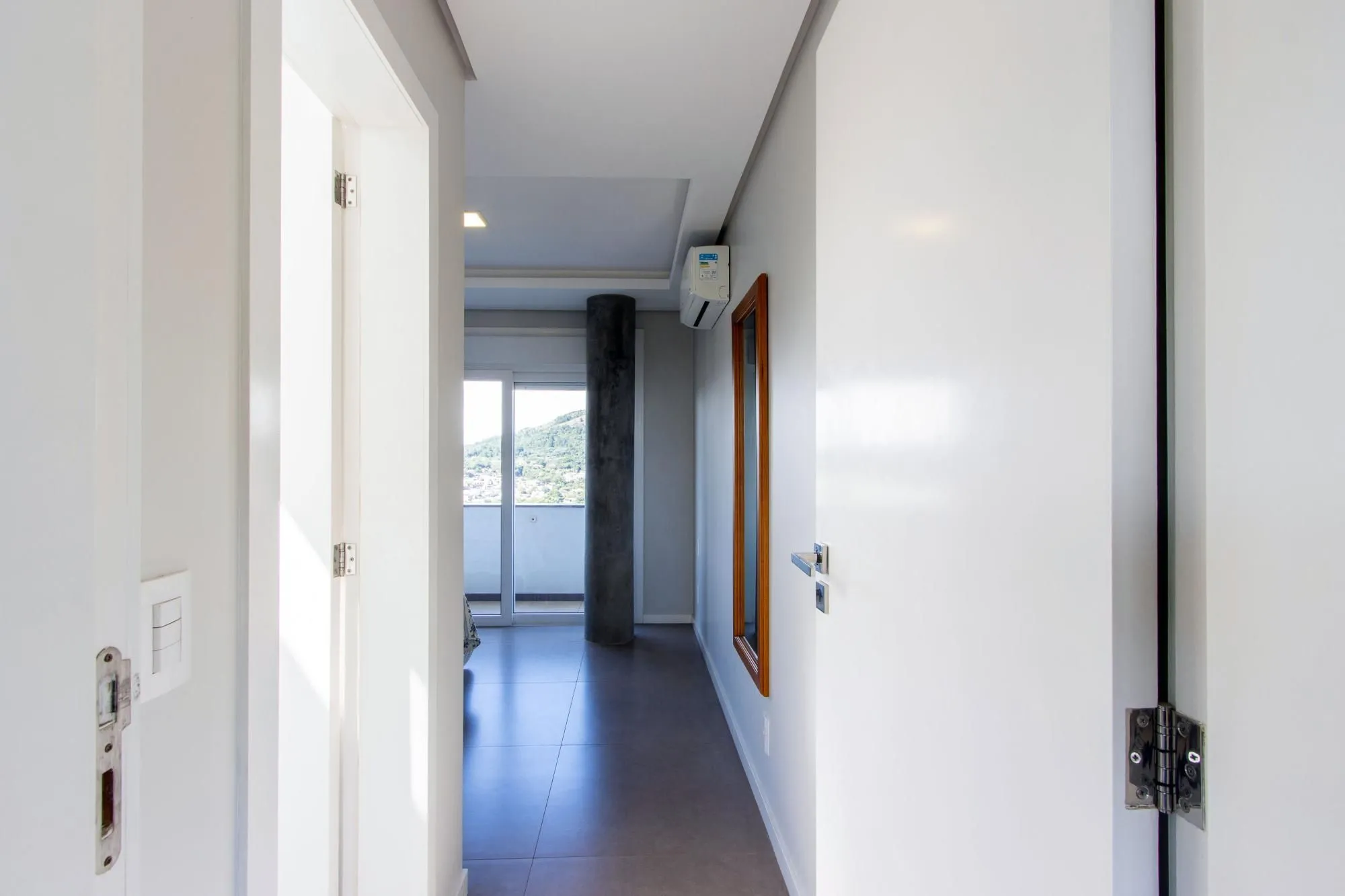 Imagem Luxuosa Casa em Condomínio de Alto Padrão com vista para Guaiba