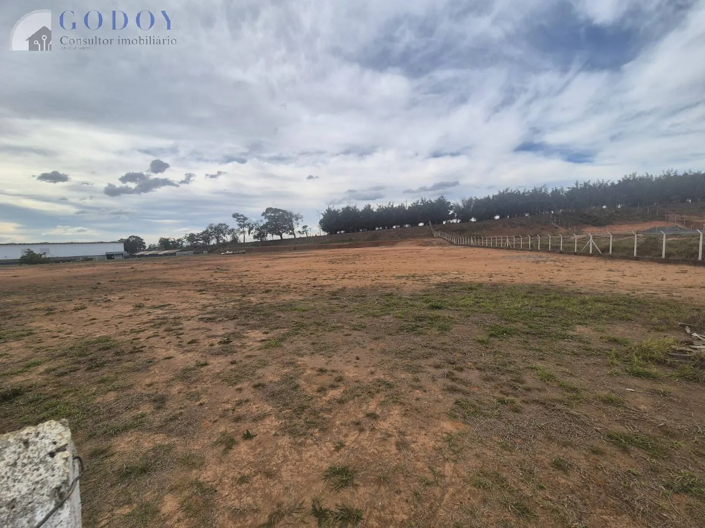Imagem Oportunidade Única - Terreno Industrial na Entrada de Pindamonhangaba/SP