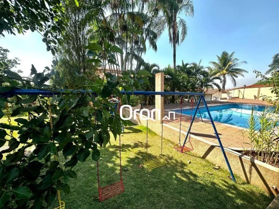 Imagem Sobrado à venda, 626 m² por R$ 2.990.000,00 - Condomínio Parque dos Cisnes - Goiânia/GO