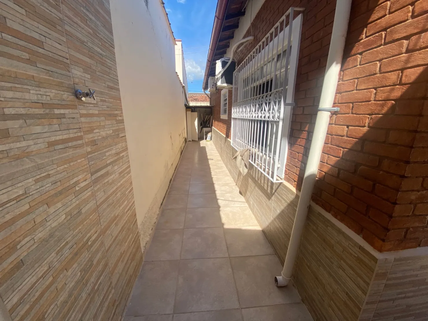 Imagem Casa à venda 4 Quartos, 2 Vagas, 300M², Jardim Paraibá, Aparecida - SP
