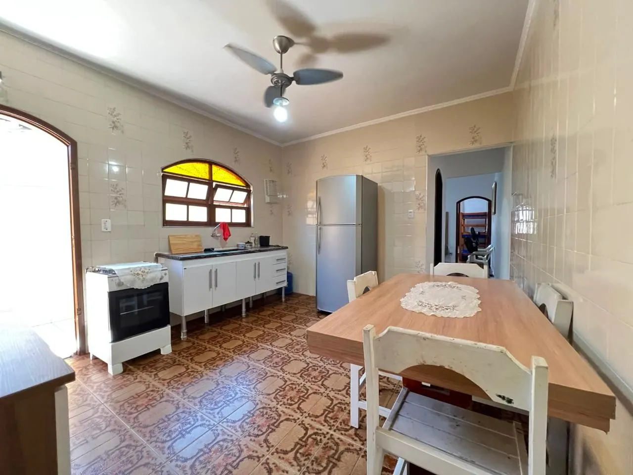 Imagem Casa para Venda em Praia Grande, Maracanã, 2 dormitórios, 1 suíte, 1 banheiro, 2 vagas