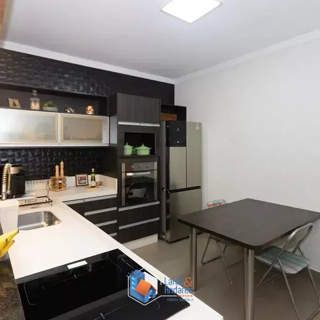 Imagem Casa para venda em Parada Inglesa com 3 quartos, sendo 3 suítes, 135m²