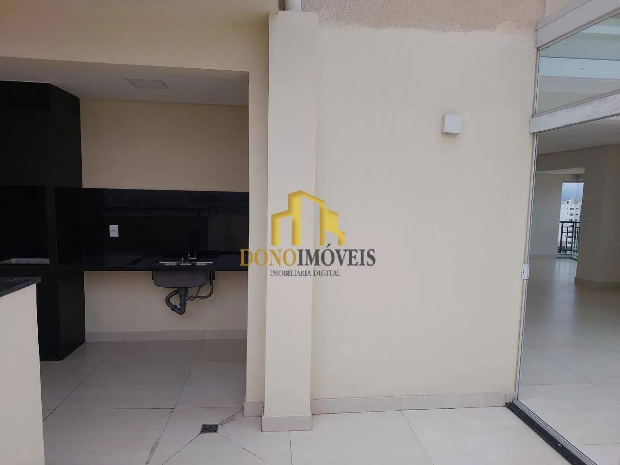 Imagem Cobertura Duplex à Venda no Edifício Saint Tropez | 181m² | 3 Dormitórios