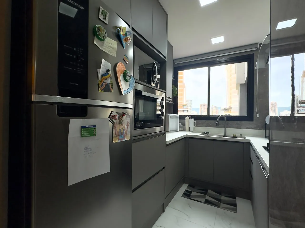 Imagem Apartamento à venda com 136m2 por R$ 2.200.000,00