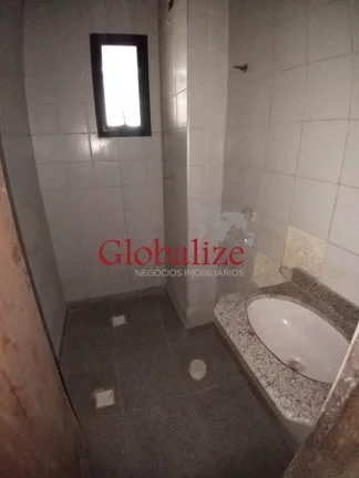 Imagem Sala comercial a venda com 65m², 2 banheiros, 1 vaga no Boqueirão por R$355.000,00