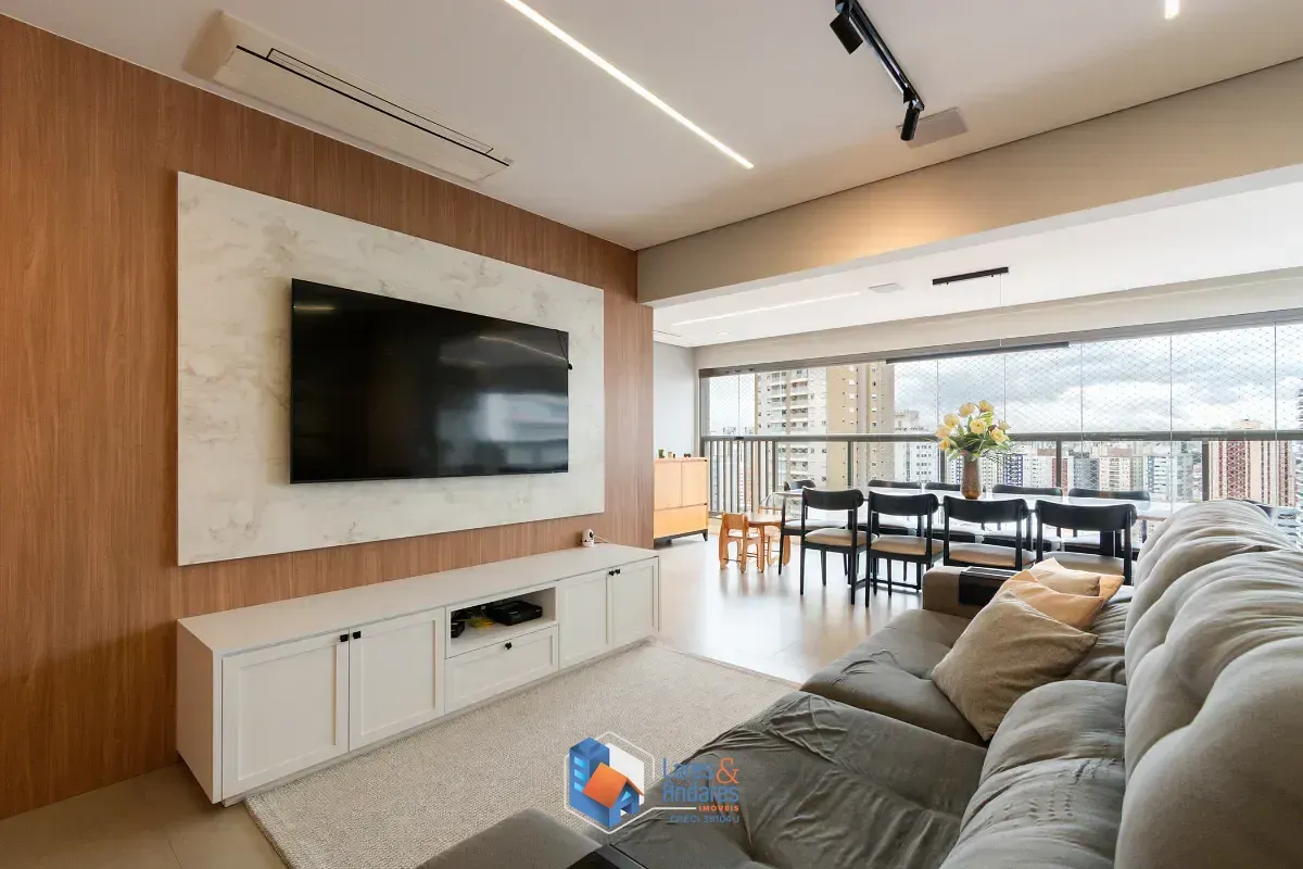 Foto do imóvel Apartamento para venda em Vila Mariana com 4 quartos, sendo 3 suítes, 162m² em Rua José Cocciuffo