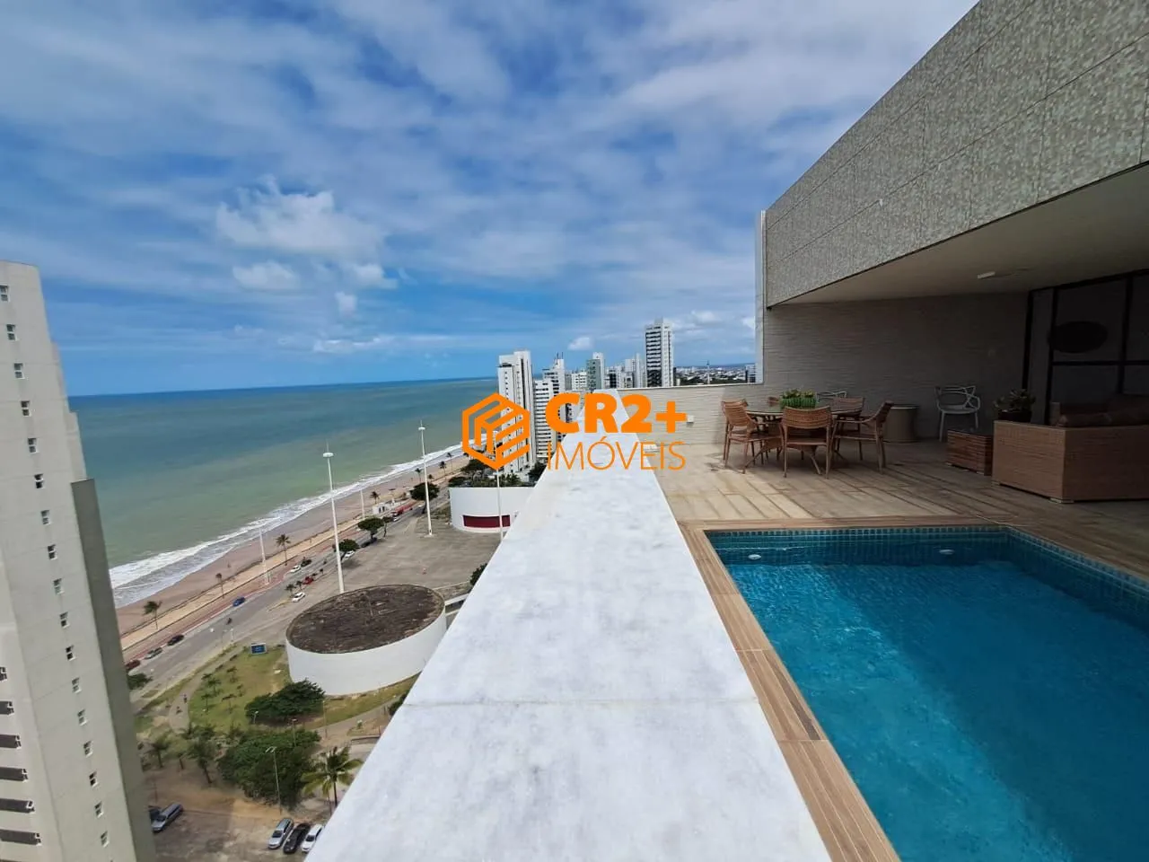 Imagem Vendo cobertura em boa viagem com 440 m2 com 4 quartos sendo 2 suites,4 vagas de