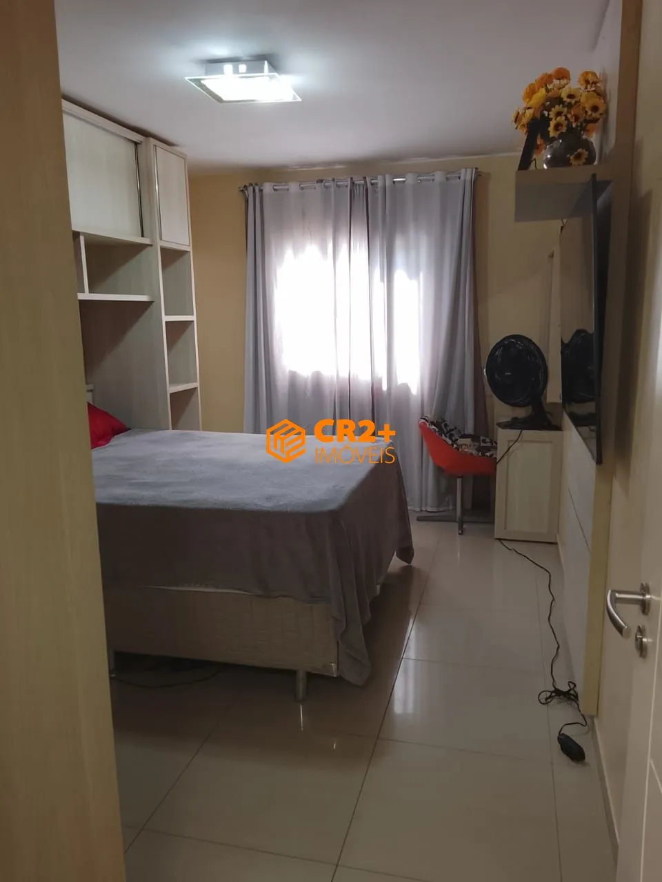 Imagem Vendo apartamento no bairro Mauricio de Nassau em Caruaru, porteira fechada.-135
