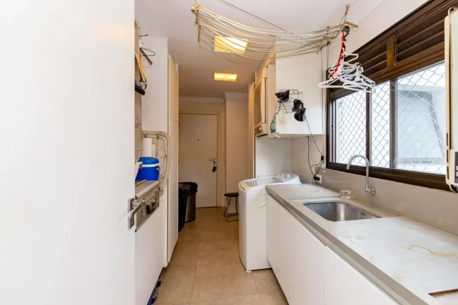 Imagem Apartamento à venda em São Paulo, Campo Belo, com 3 quartos, 187m2