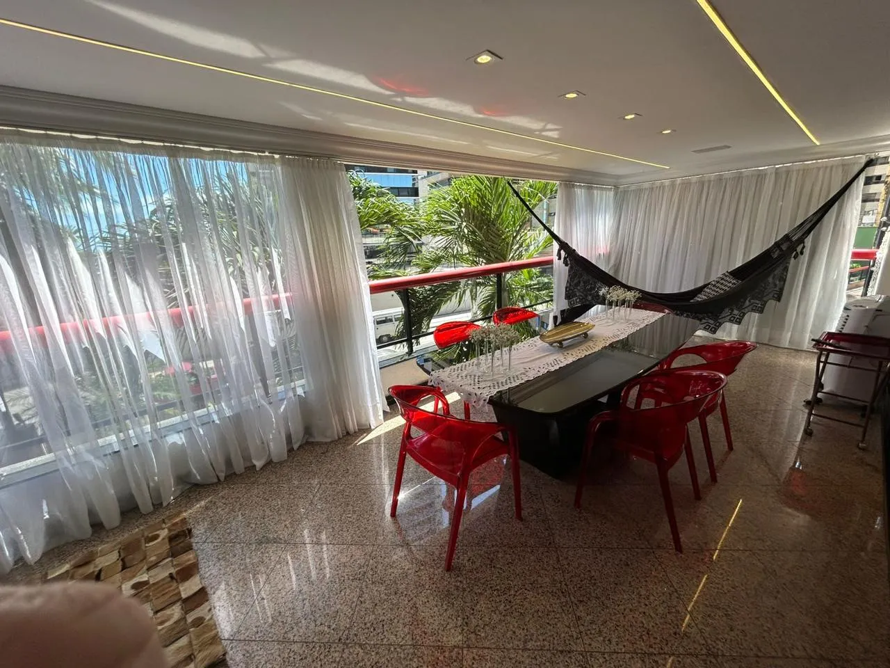 Imagem Apartamento 4 Suítes 4 Vagas Meireles