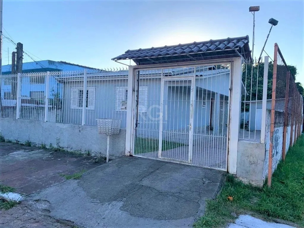 Imagem Casa de 175m², com 3 dormitórios