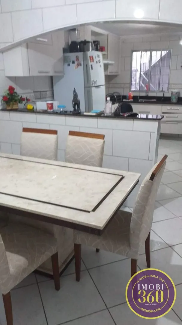 Imagem Lindo Sobrado de 2 Andares, em São Mateus - reformado a pouco tempo.