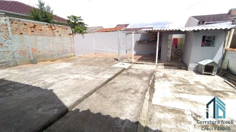 Imagem Casa linda com terreno amplo nos fundos, 03 quartos, ático, Campo Pequeno em Colombo PR