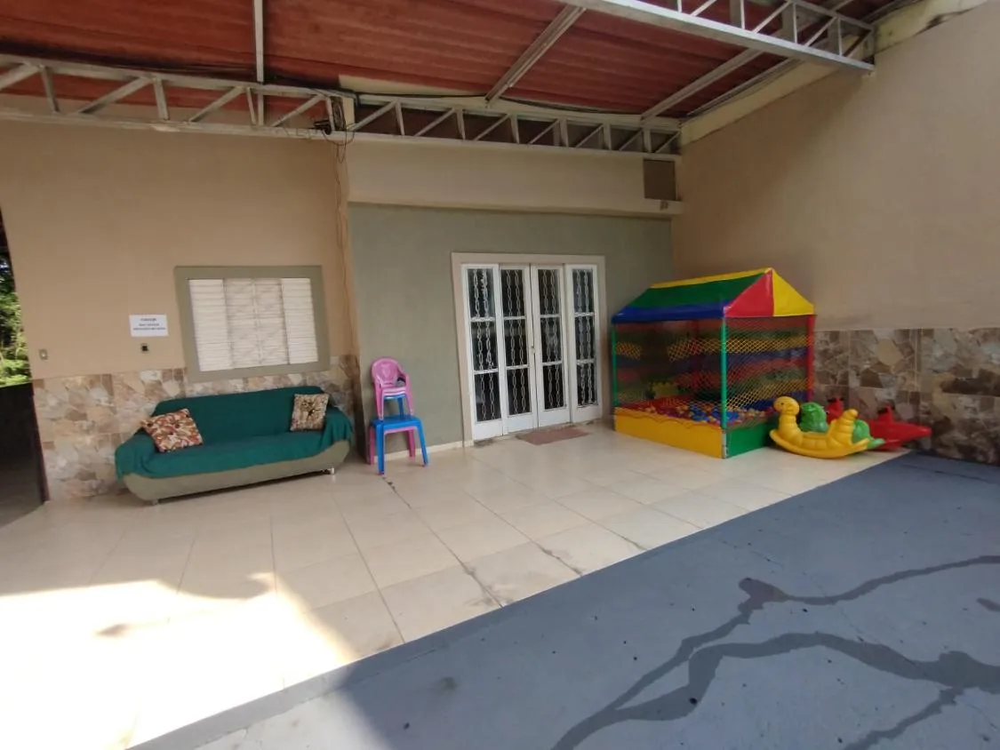 Imagem Vendo excelente chácara em São Joaquim de Bicas/MG , com 2.000 m²
