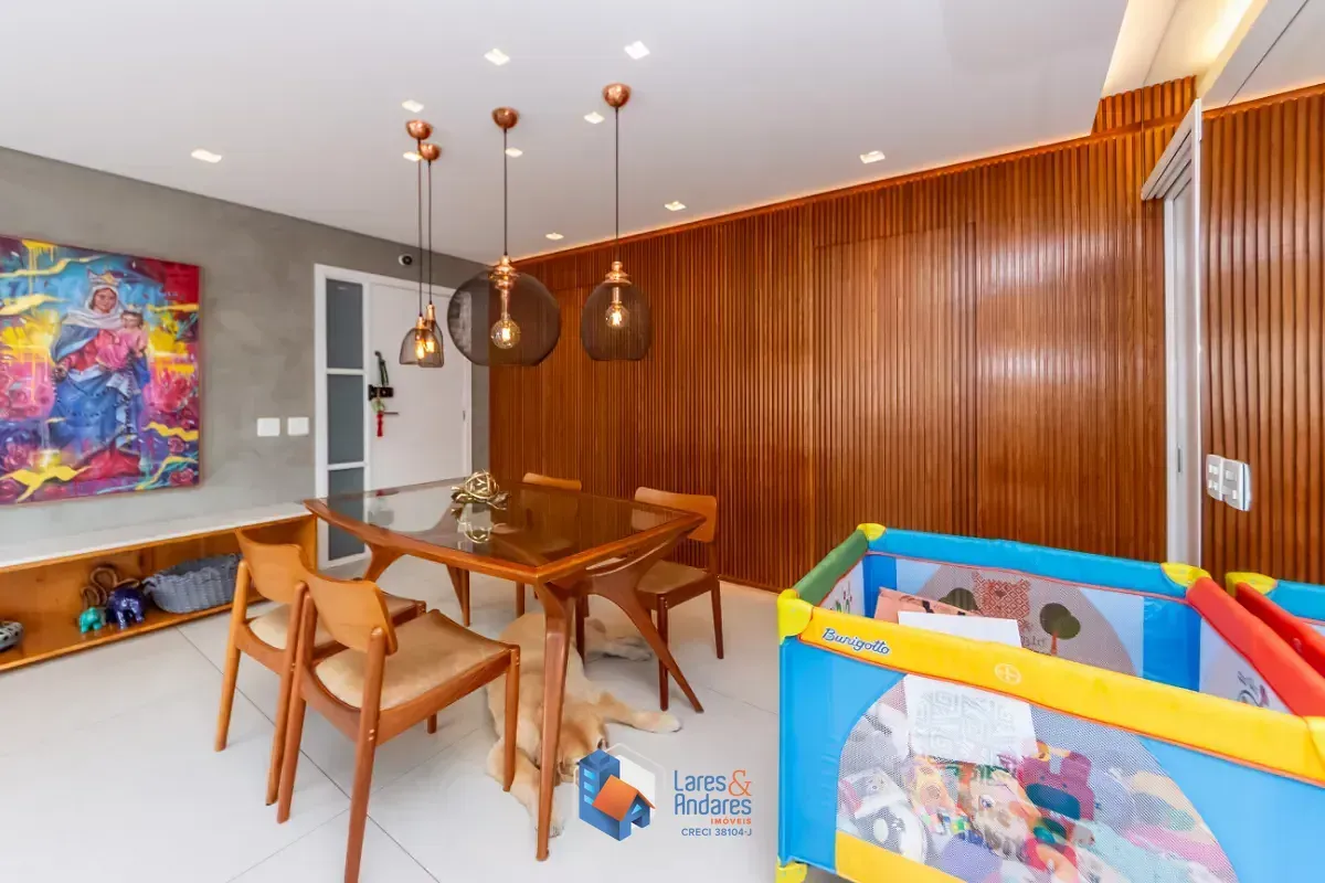 Imagem Apartamento para venda em Moema com 4 quartos, sendo 3 suítes, 162m²