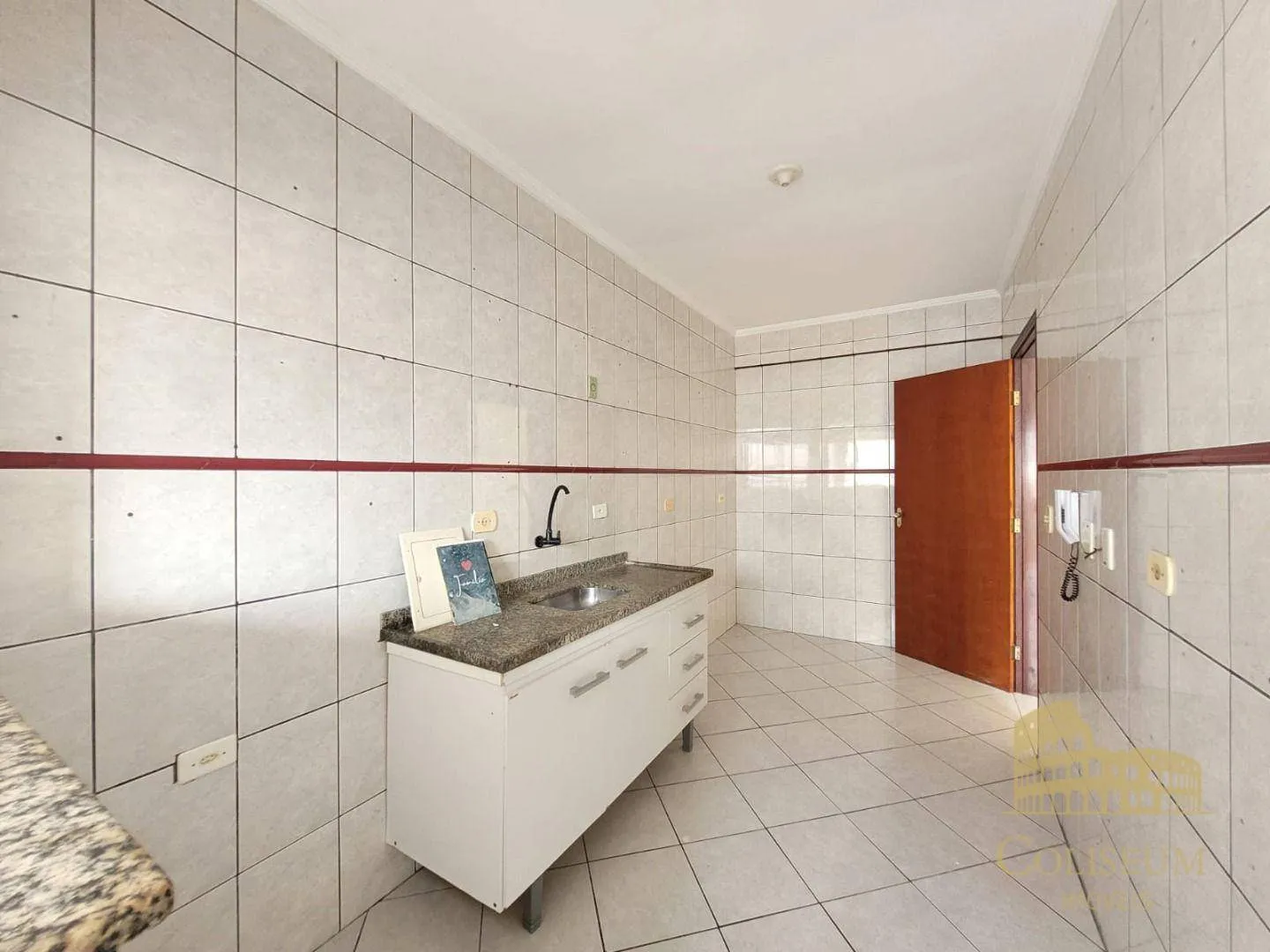Imagem Apartamento com 1 dormitório para alugar, 54 m² por R$ 2.300,00/mês - Tupi - Praia Grande/SP