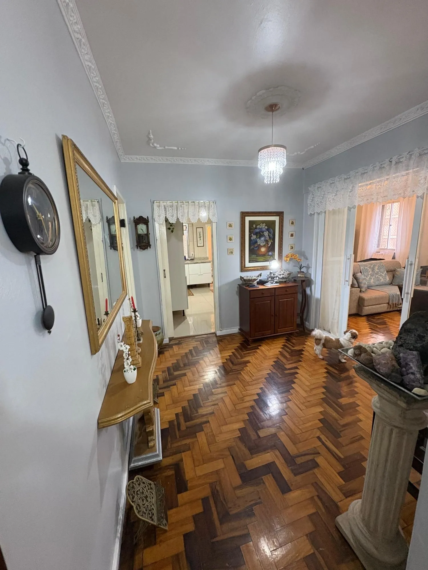 Imagem Apartamento com vista para o Guaíba com 4 quartos, portaria e elevador no Centro Histórico