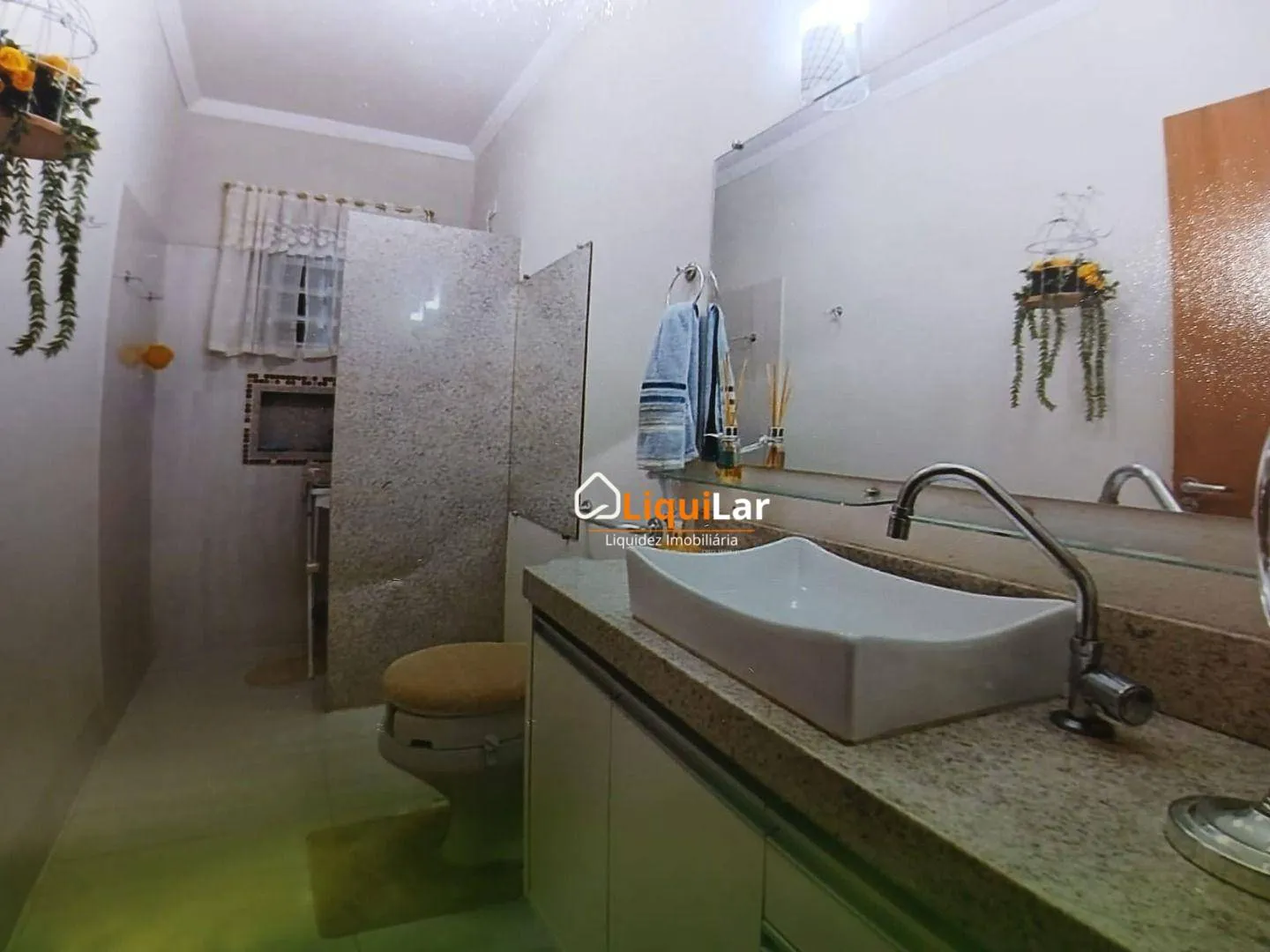 Imagem Casa a Venda com Salão de Festas