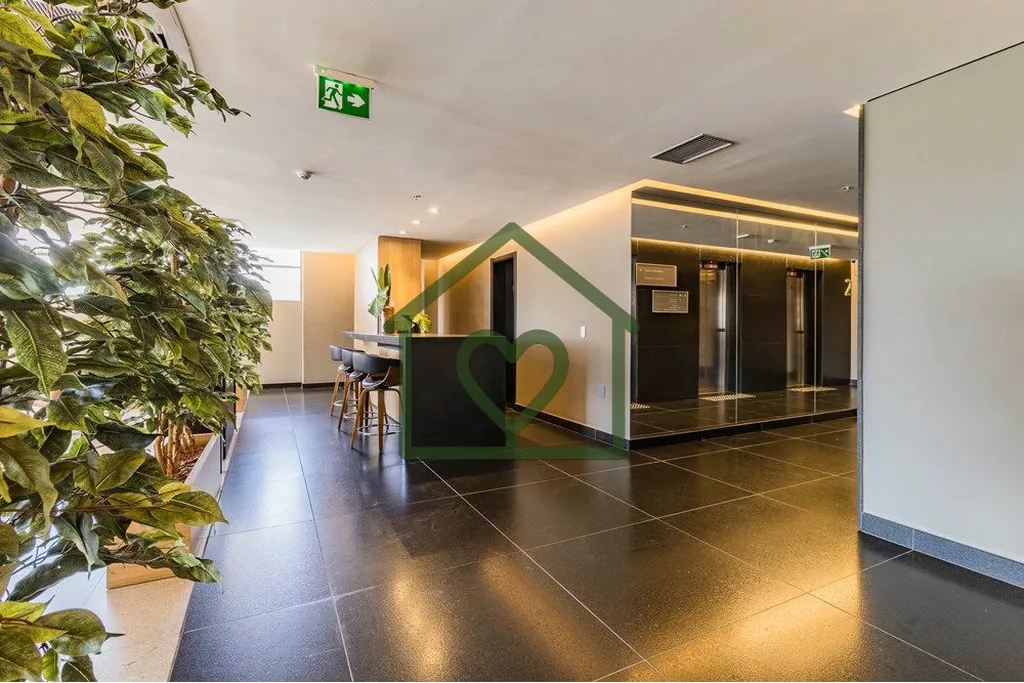 Imagem Se você está em busca de uma oportunidade de investimento comercial, esta unidade em Porto Alegre ...