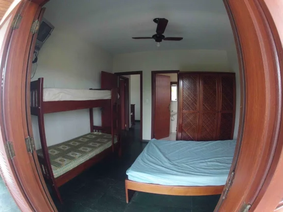 Imagem Casa com piscina na praia Grande para 20 pessoas a 1 quarteirão da praia oportunidade