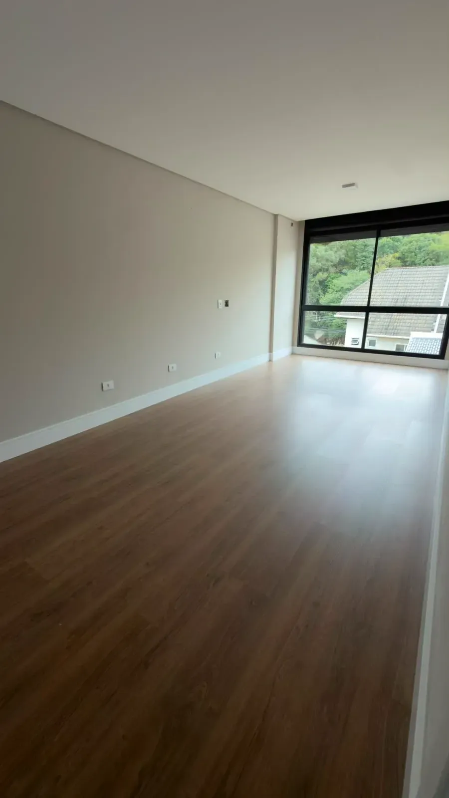 Imagem Casa de Condomínio com 3 Quartos à Venda, 150 m² em Santo Inácio - Curitiba