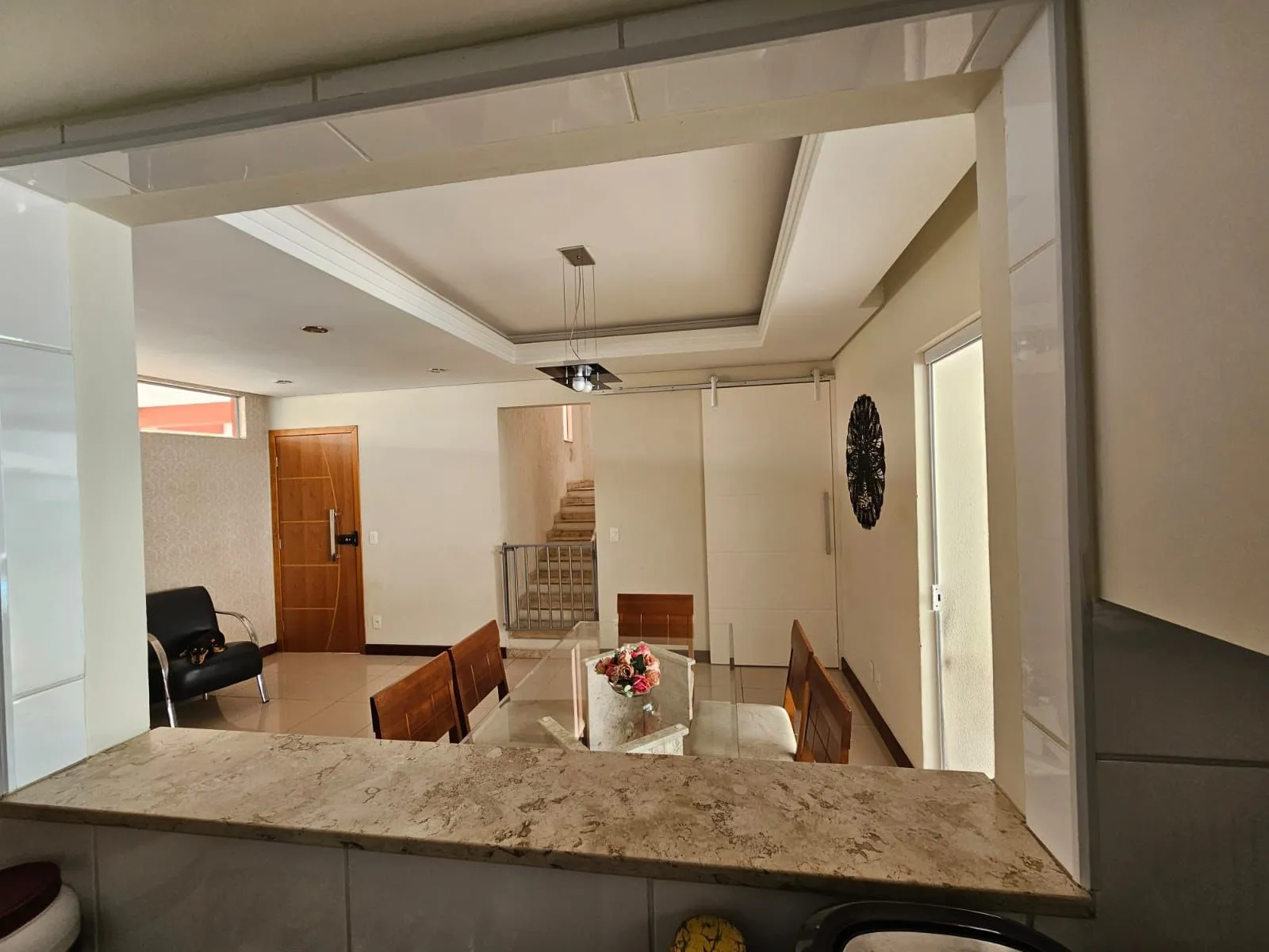 Imagem Viva o Sonho: Sobrado de Luxo no Condomínio Residencial Planalto