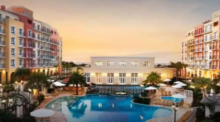 Imagem Viva a experiência de um resort 5 estrelas no coração de Jurerê Internacional - Conforto, sofist...