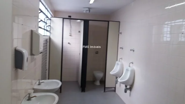 Imagem Galpão com 950m2 em Alphaville Industrial - Barueri