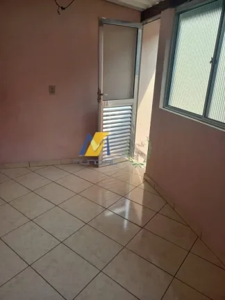 Imagem Aconchegante Sobrado a Venda -SP