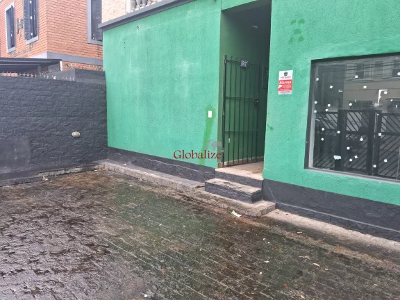 Foto do imóvel Casa sobreposta térrea em Santos no bairro do Gonzaga com características para ser comércio para locação por R$ 7.000,00 ou venda por R$ 1.175.000,00