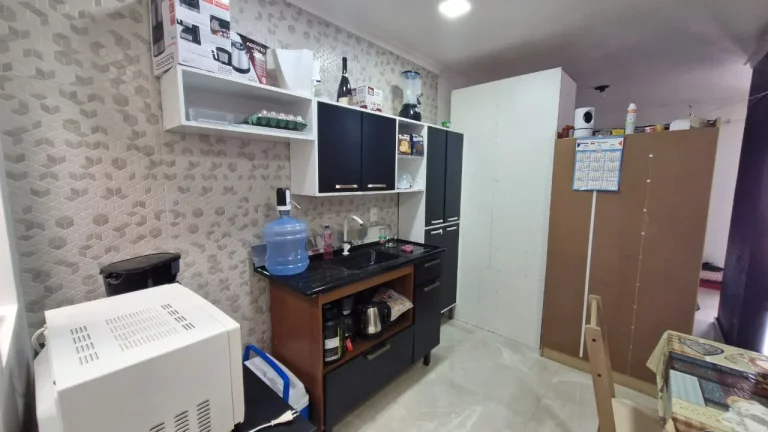 Imagem Encantadora Casa (Kitnet) à Venda no Bairro Encantada, Garopaba-SC