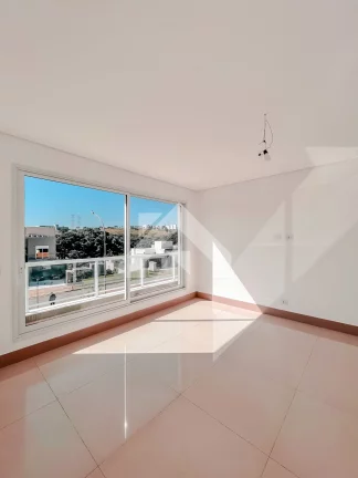 Imagem Casa de Condomínio em Alphaville - Santana de Parnaíba, SP