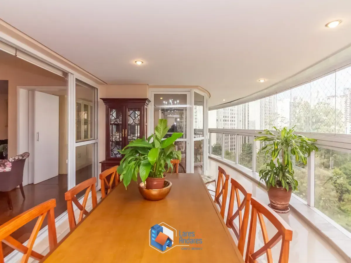 Imagem Apartamento para venda em Vila Suzana com 4 quartos, sendo 4 suítes, 244m²