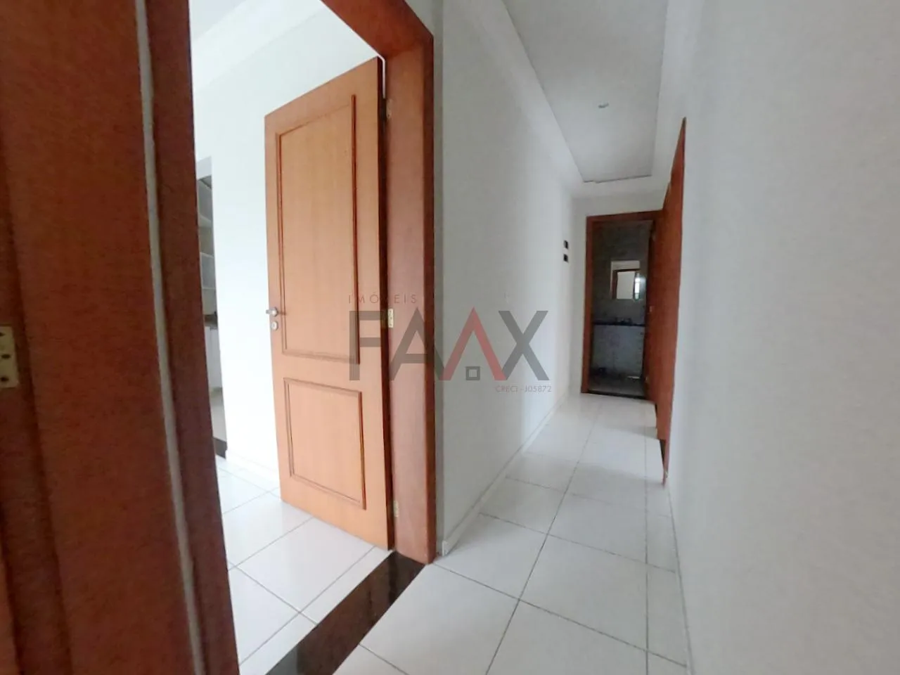 Imagem Apartamento à venda em frente a praça da UNICENTRO, SANTA CRUZ, GUARAPUAVA - PR