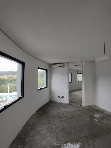 Imagem VENDA E LOCAÇÃO DE GALPÃO INDUSTRIAL EM CAJAMAR/SP, A/T 6.041m² e A/C de 4.000m², com pé direito de 12m e pertinho da Rod. Anhanguera. CONSULTE-NOS.